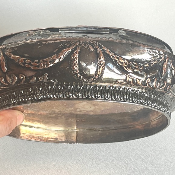Antique Repousse Box E. G. Webster Silver plate On Copper Napoleon Dutch Revival - Picture 5 of 11